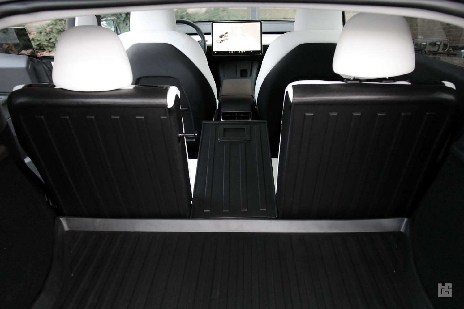 Model Y Back Seat Mat