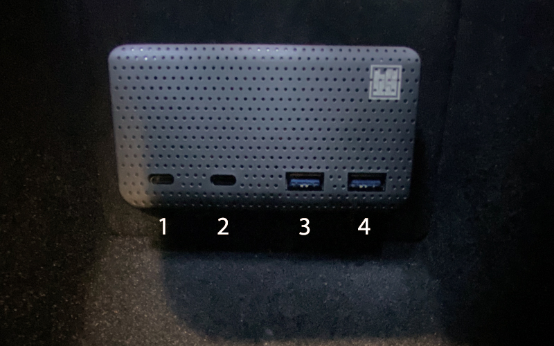 Tesla USB hub
