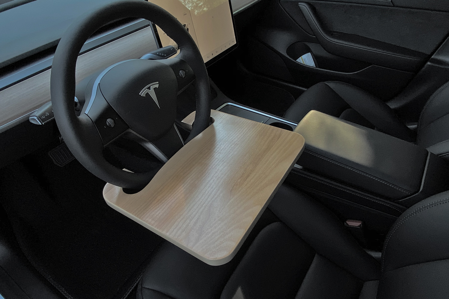 Model 3 Steering Wheel Tray Table