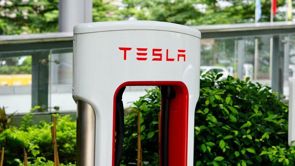 Tesla Supercharging Stall