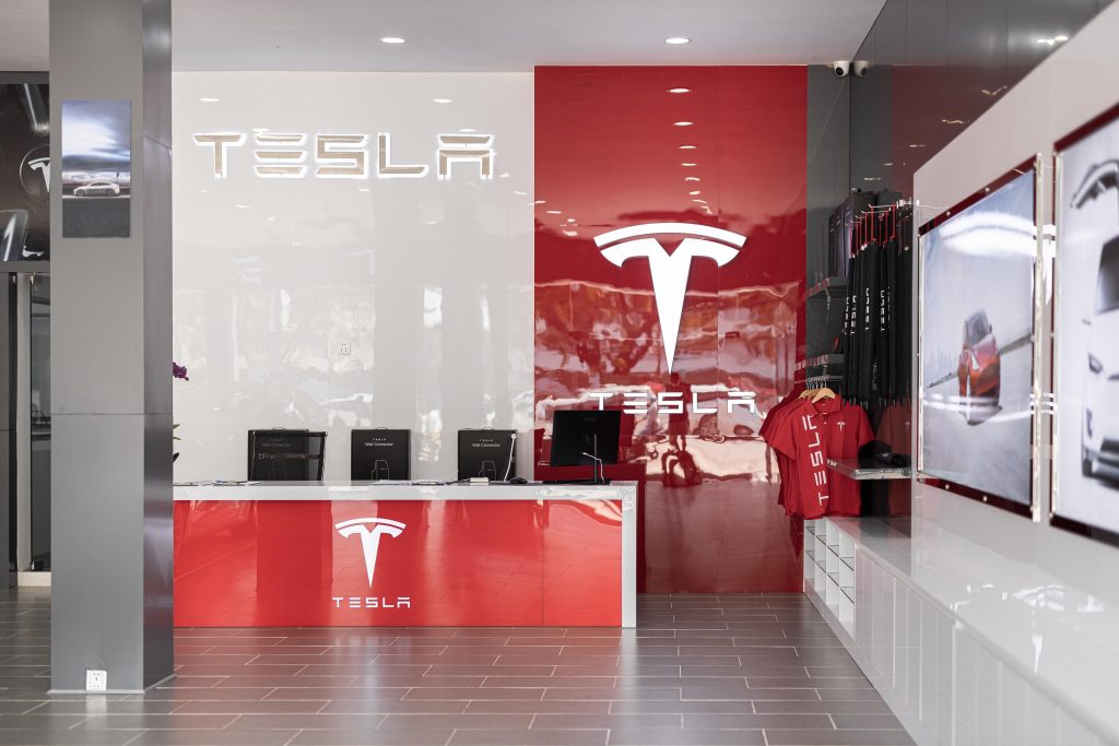 Service and services for your Tesla – Shop4Tesla