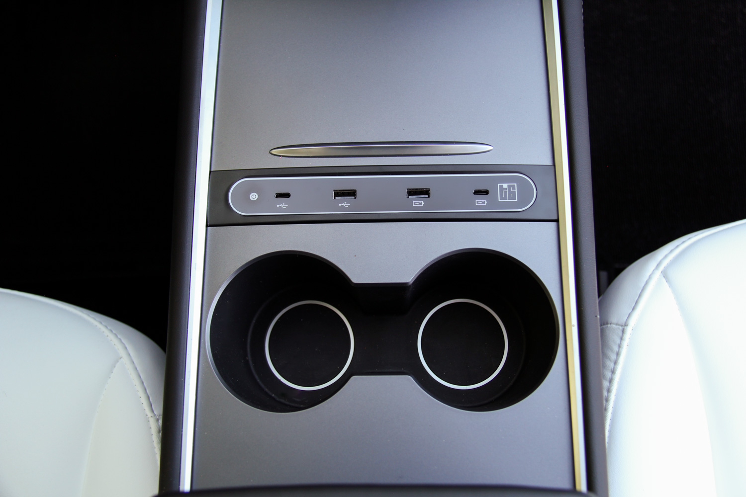 Tesla Model 3, Y, S & X Console USB Hub Dual Type-C - TESPLUS