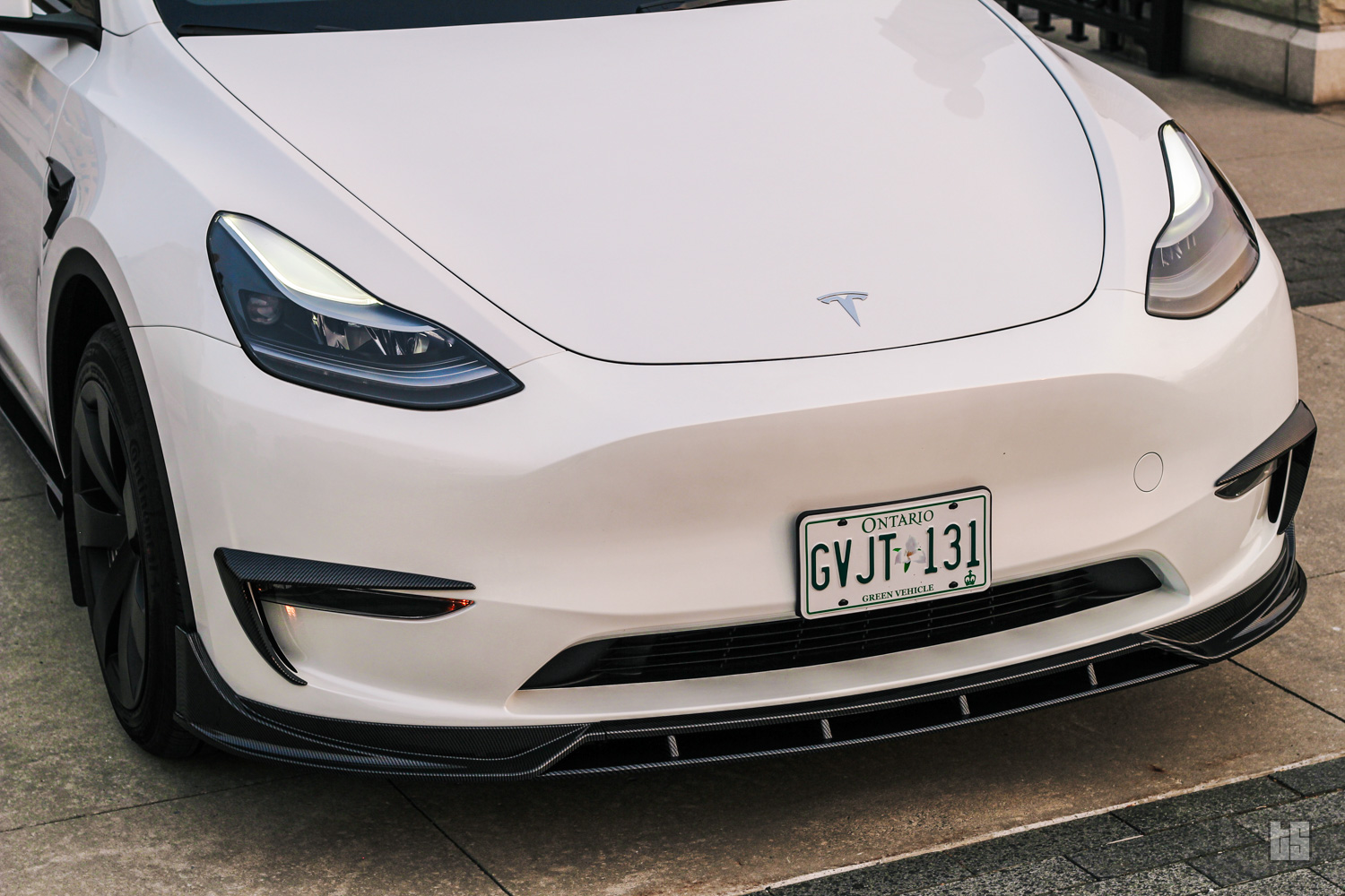 Model Y body kit front lip