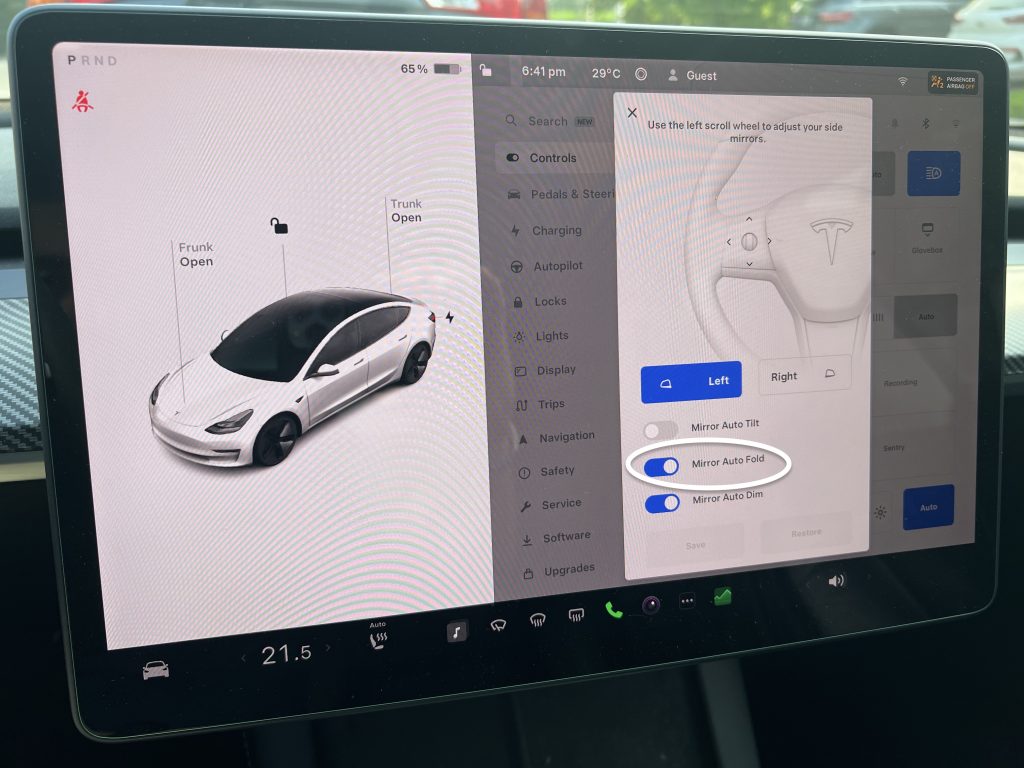 How to Turn Off Auto-Fold Mirrors on a Tesla Model 3 or Model Y - Tesloid  USA