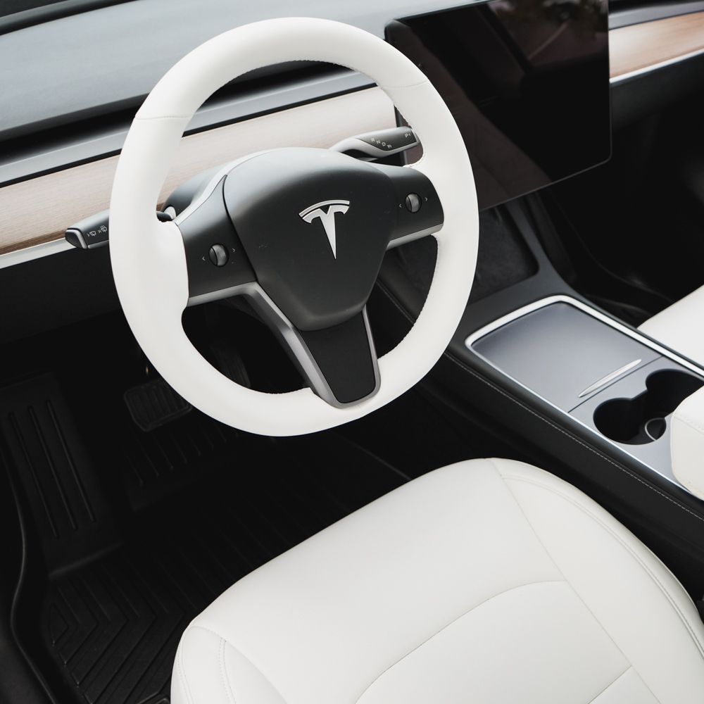 Tesla steering wheel cover tan
