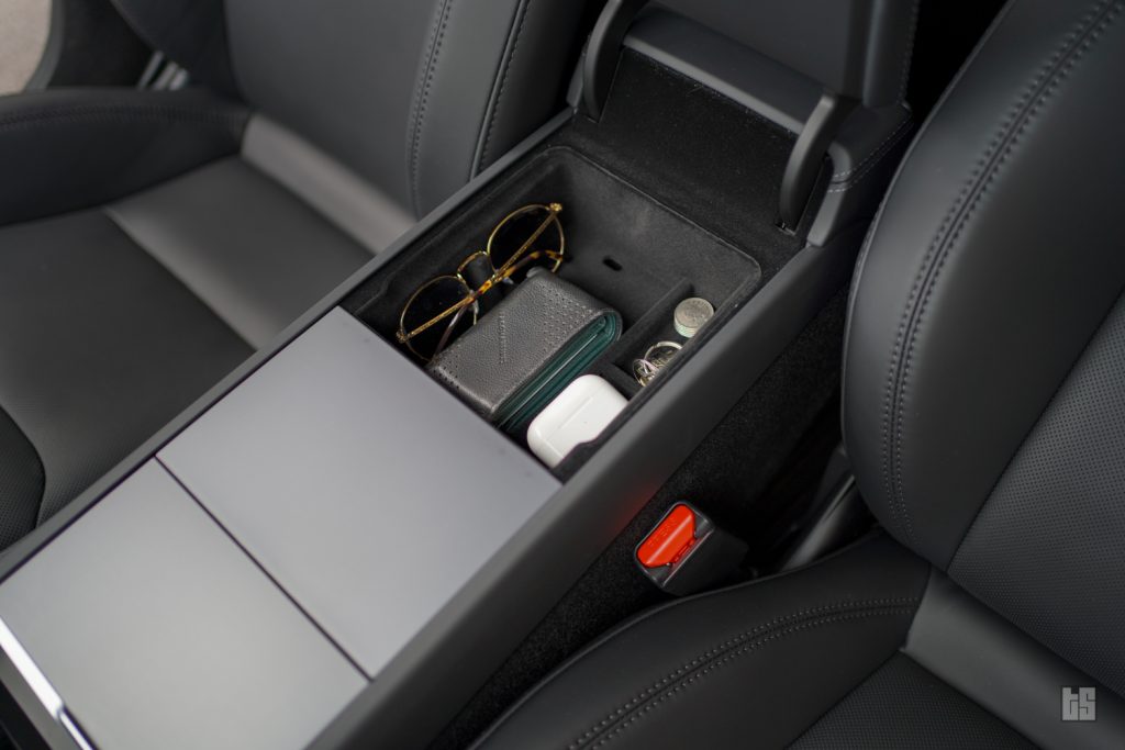 Tesla Model 3 2024 Refresh Arm Rest Organizer