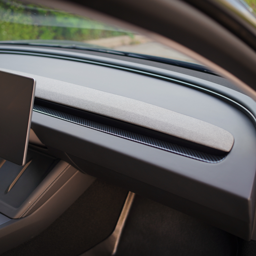 Dash trim gloss carbon fibre Tesla model 3