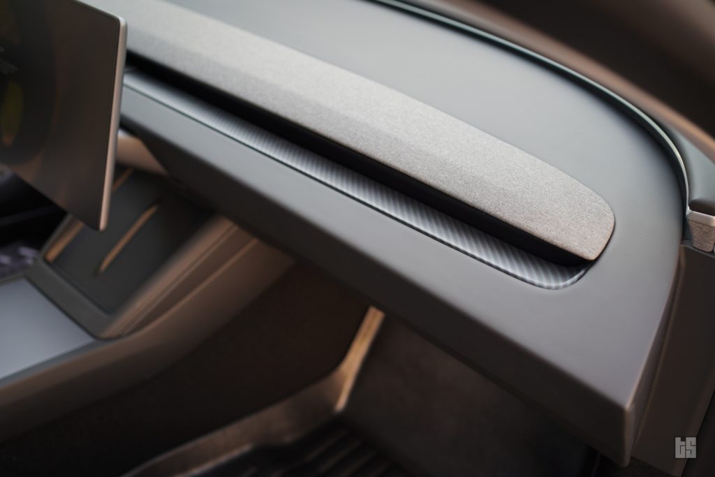 Tesla Dash Cover Matte Carbon Fiber for 2024 Highland