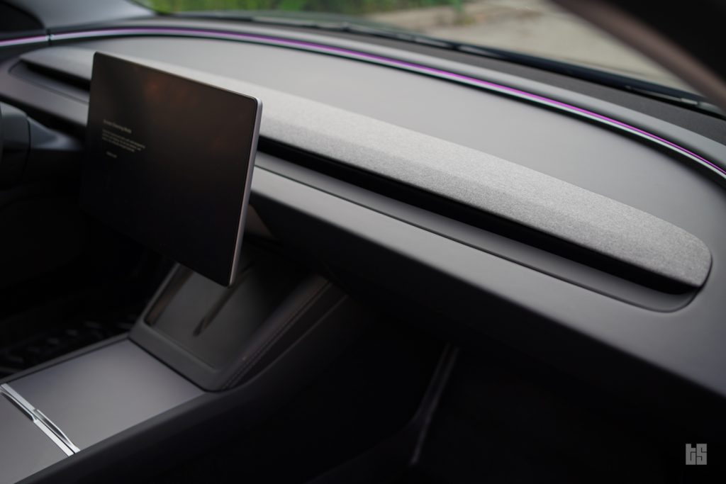 Tesla Dash Cover Matte Black for 2024 Highland