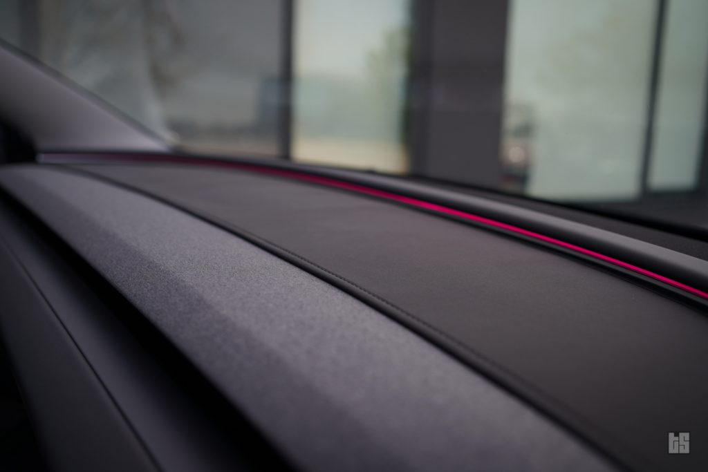 Model 3 Anti-Glare Dash Mat Highland Refresh