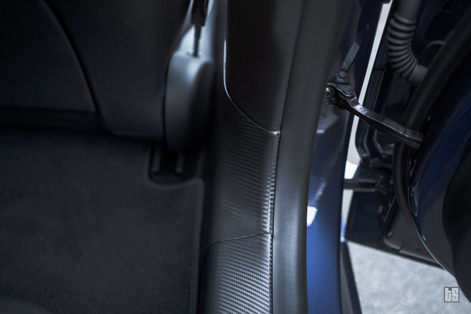 Model 3 Door Sill & Trunk Sill Guards – Carbon Fiber