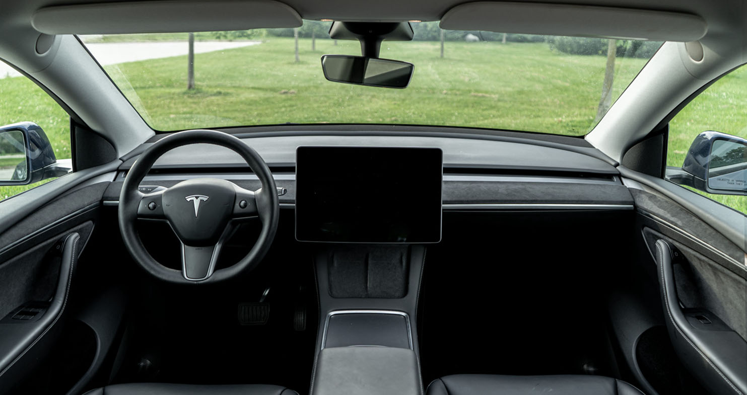 Model 3 Dash cover matte black 