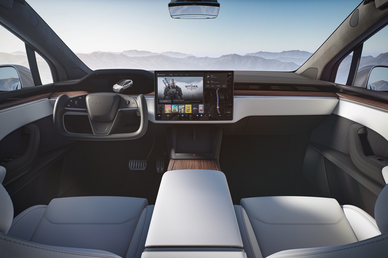 Tesla Model X Glovebox
