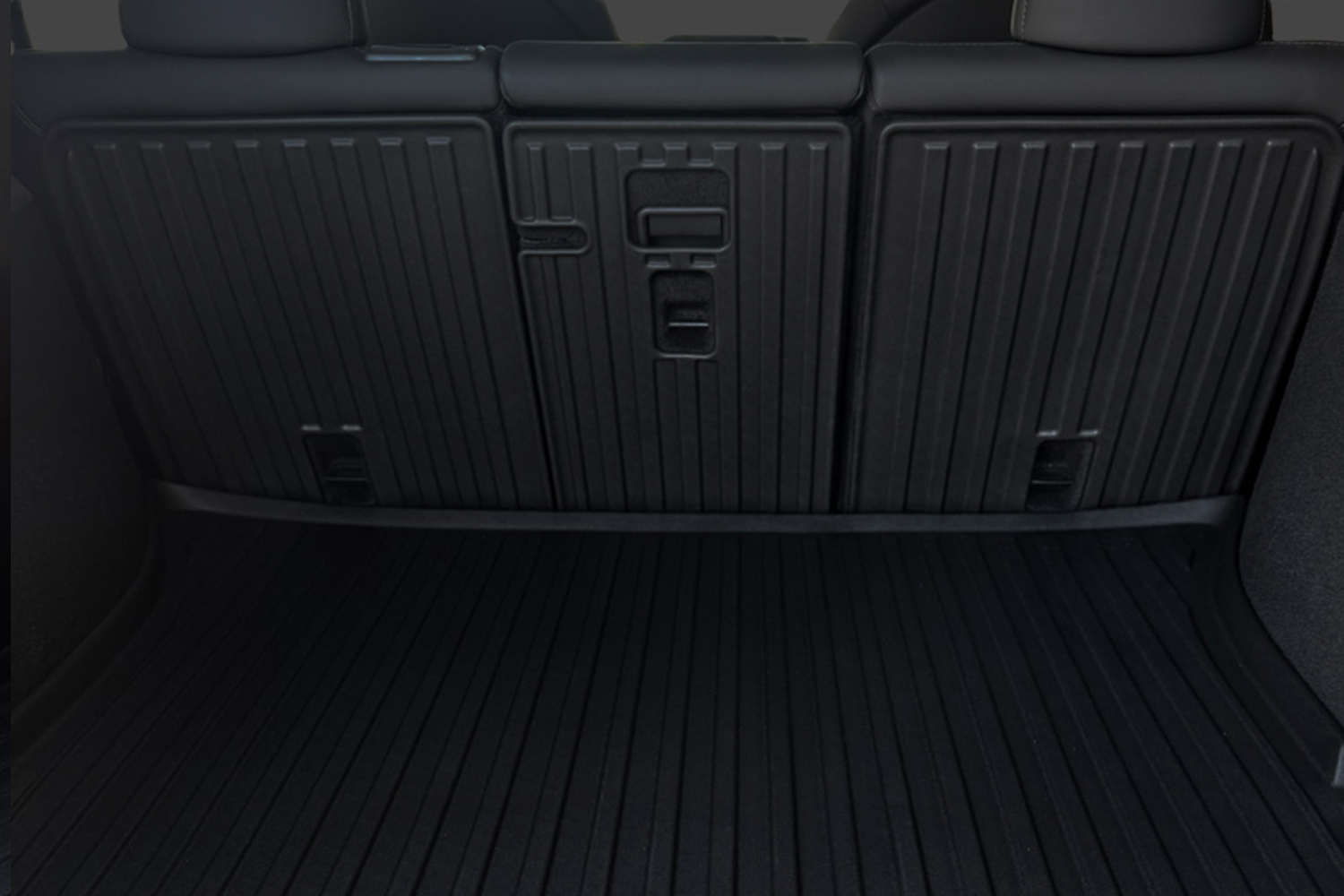 Model Y Back Seat Mat