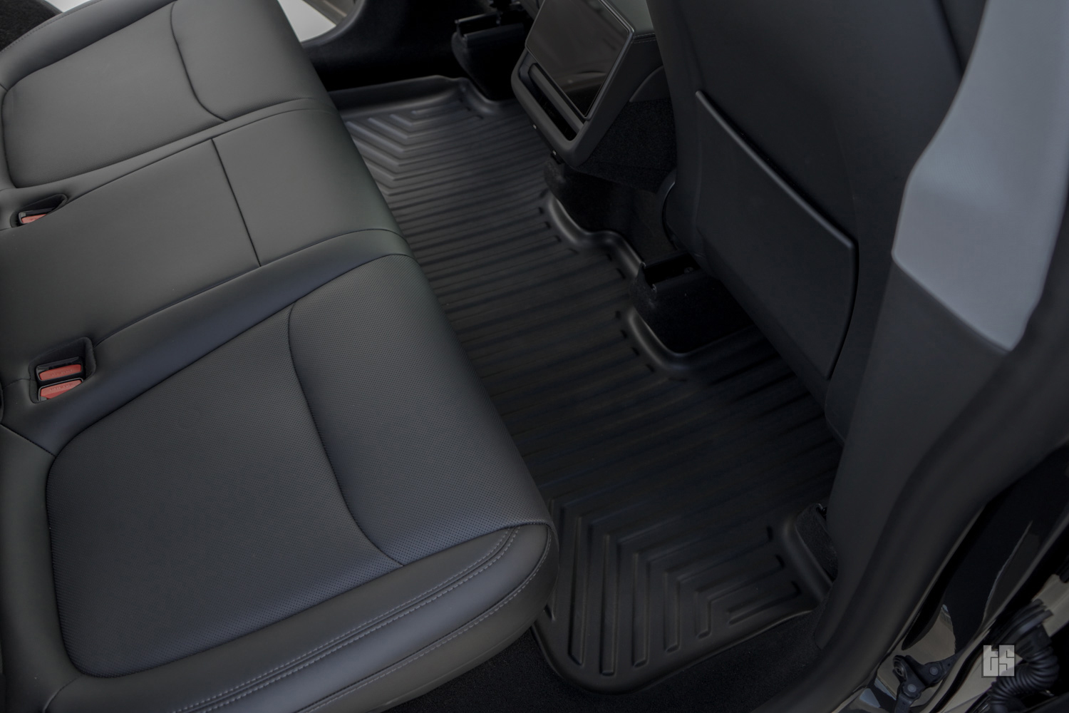Tesla Model Y Juniper Floor Mats