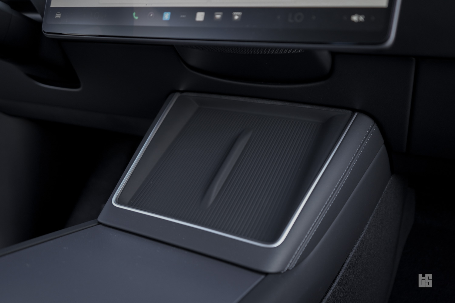 Tesla Model Y Juniper 3D Cup Holder and Wireless Charger Liners