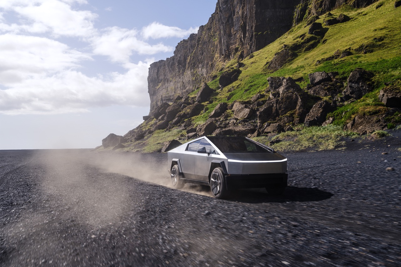 Tesla Cybertruck Driving